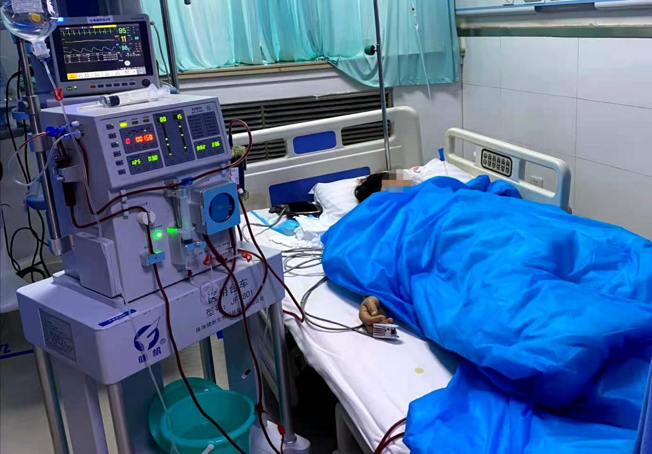挽救生命——急诊科成功抢救一名心跳呼吸骤停的患者_安陆市普爱医院